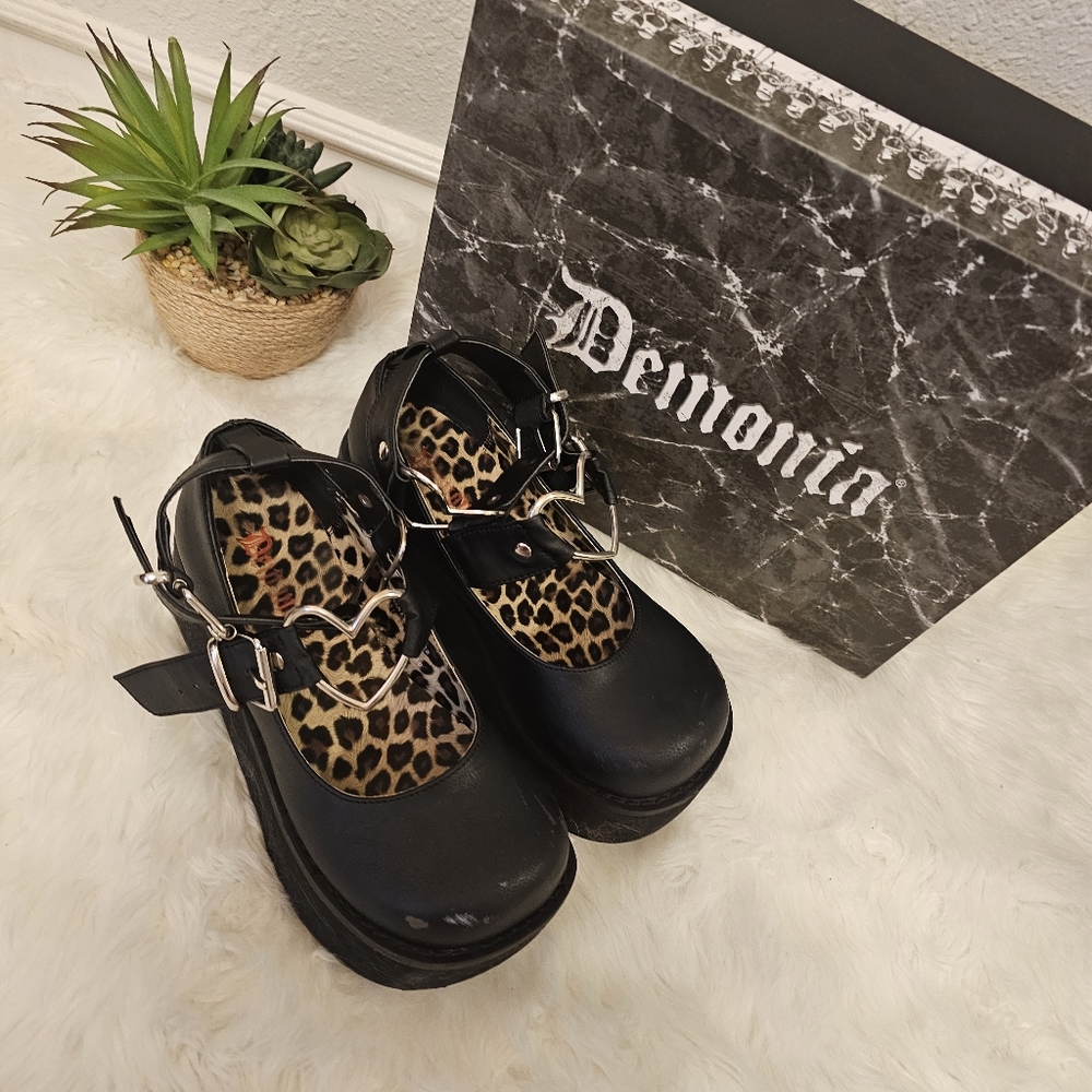 Demonia Dual heart buckle Maryjane platform shoes.